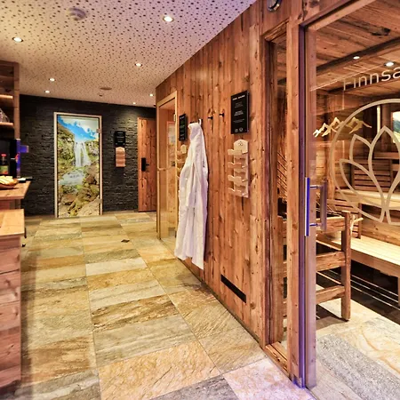 Garni Bellevue 4*